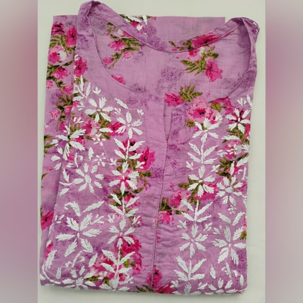 Women’s Floral Embroidered Tunic - Pink